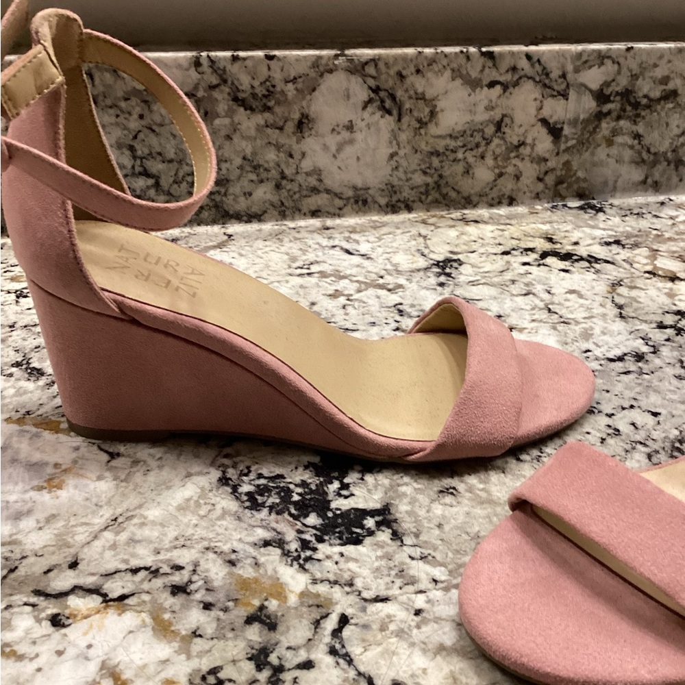 NATURALIZER Womens Pink Padded Adjustable Stretch London Wedge Sandals size 6 - Picture 3 of 9